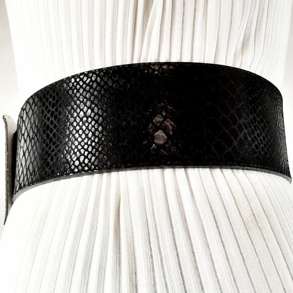 BCBGMaxazria Vintage Wide Black Snake Embossed Faux Leather Belt Size Small main image 7